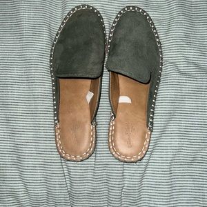 green mule shoes